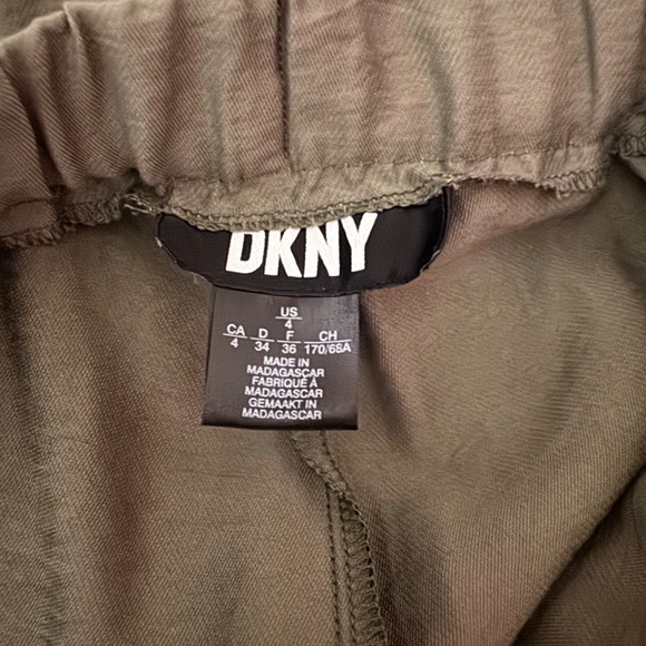 DKNY cargo inspired pants - Picture 6 of 6